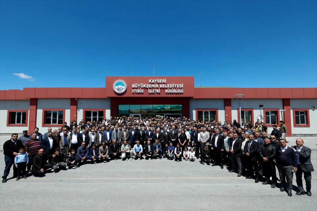 Büyükşehir Belediye Büyükkılıç, Ulaşım AŞ personeliyle bayramlaştı