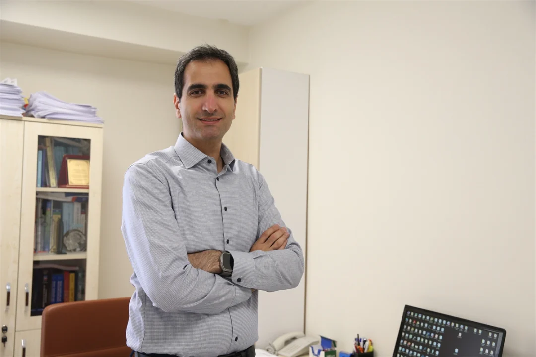 YKS öncesi ailelere "çocuklarının yanında olduklarını hissettirmeleri" önerisi