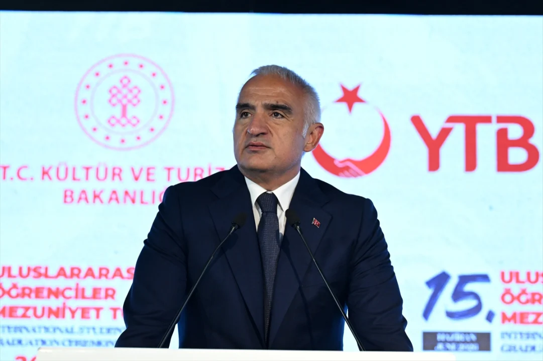 Kültür ve Turizm Bakanı Ersoy, YTB'nin 15. Mezuniyet Töreni'ne katıldı