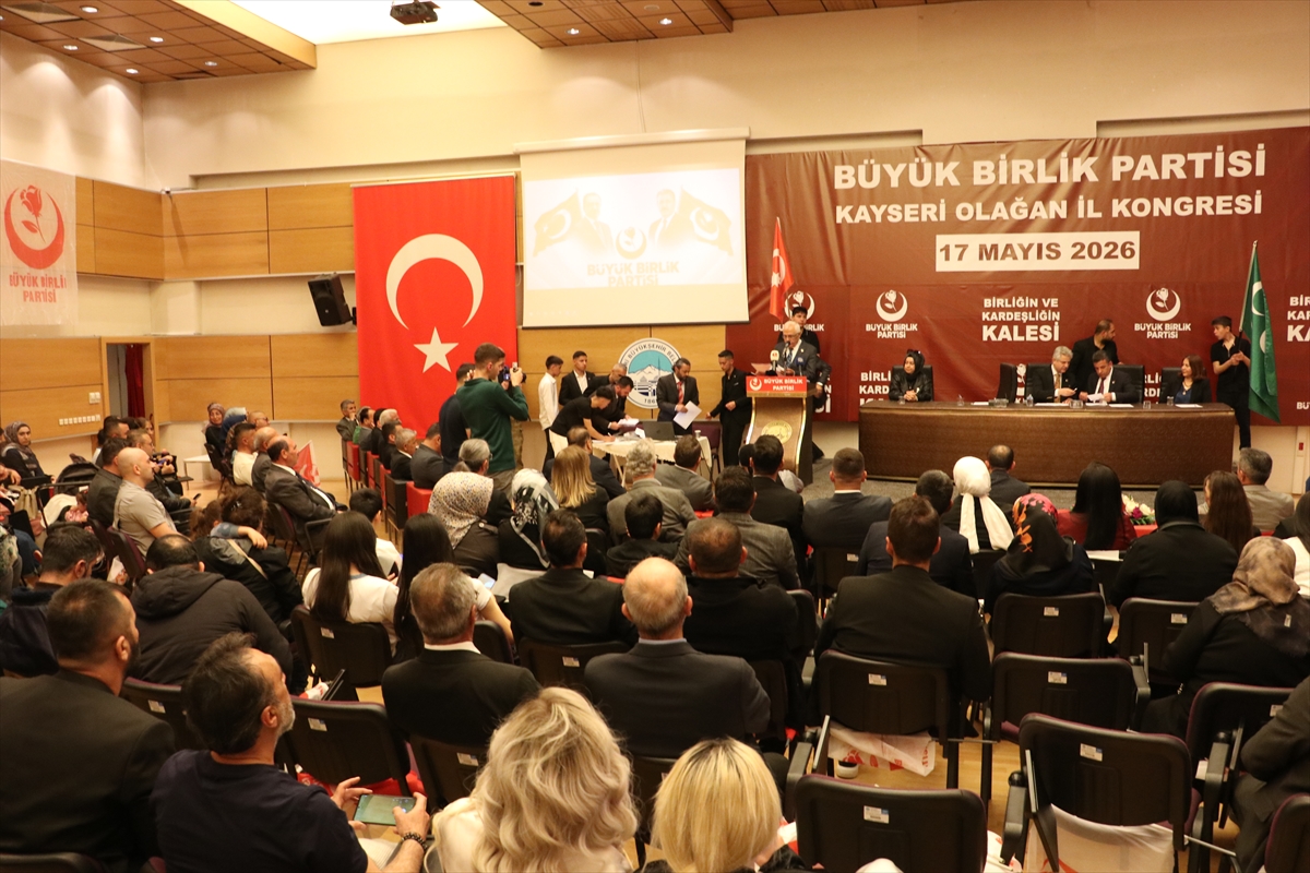 BBP Genel Başkan Yardımcısı Gürbüz Kayseri'de partisinin il kongresinde konuştu: